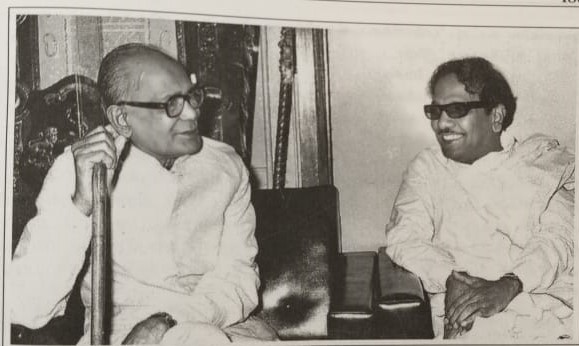 காலத்தின் நிறம் கருப்பு சிவப்பு - தேசிய அரசியலில் தொடரும் உரிமைக் குரல்!