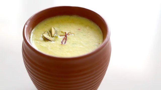 அதிமதுரப் பொடி.... குடல் புண் முதல் இருமல் வரை ஒரே தீர்வு!