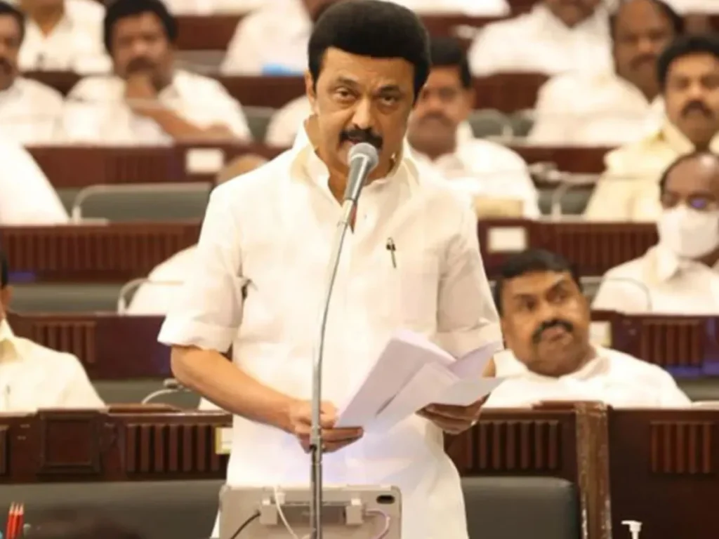 காலத்தின் நிறம் கருப்பு சிவப்பு - மாநில சுயாட்சியின் முன்னணிப் படைவீரன்!