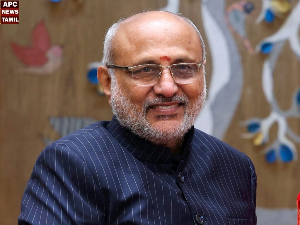 முதல் முறையாக மாநிலங்களவை அவையை நடத்தும் குடியரசு துணைத் தலைவர் சி. பி. ராதாகிருஷ்ணன்