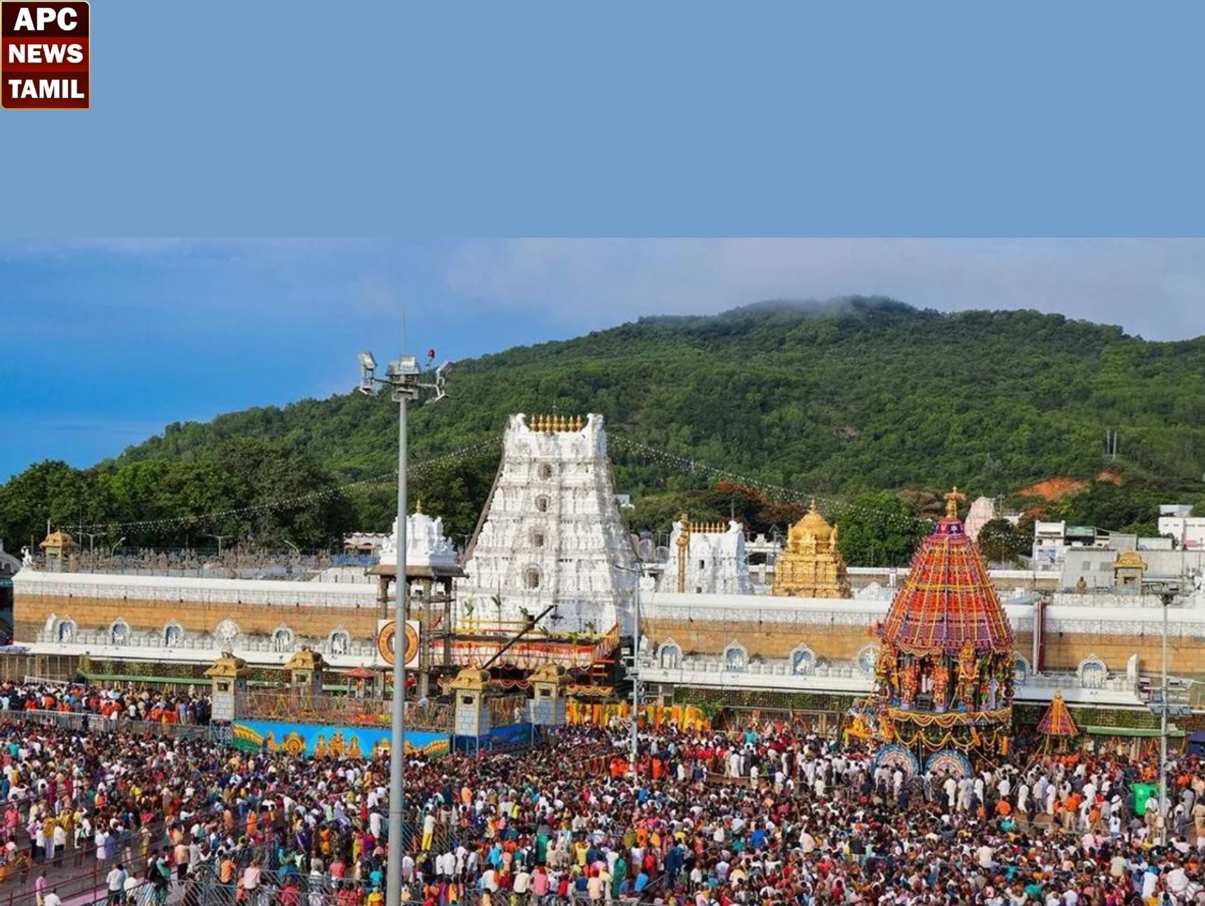 தொடர் விடுமுறையால் திருப்பதியில் குவிந்த பக்தர்கள்… 24 மணி நேரத்திற்கு மேல் காத்திருந்து சுவாமி தரிசனம்