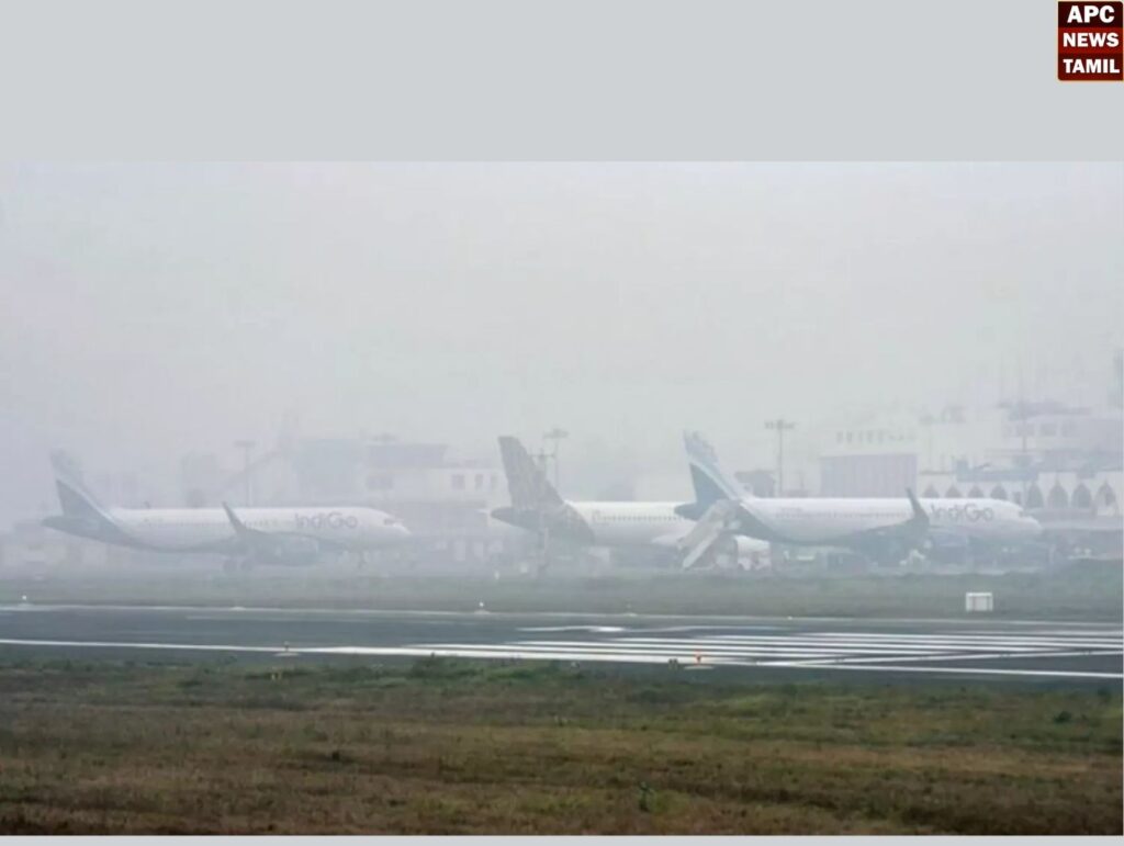 டெல்லியில் கடும் பனிமூட்டம் காரணமாக 63 விமானங்கள் ரத்து!!