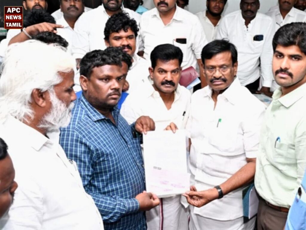 கொண்டாபுரம் அரசுப் பள்ளி மாணவன் மரணம்…அமைச்சர் நாசர் நிவாரணம் வழங்கல்…