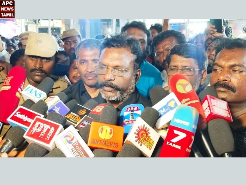 ஒருதலைச் சார்போடு, அரசமைப்புச் சட்டத்துக்குப் புறம்பாக நடந்துகொள்ளும் நீதிபதி பதவி விலக வேண்டும்  - திருமாவளவன் வலியுறுத்தல்