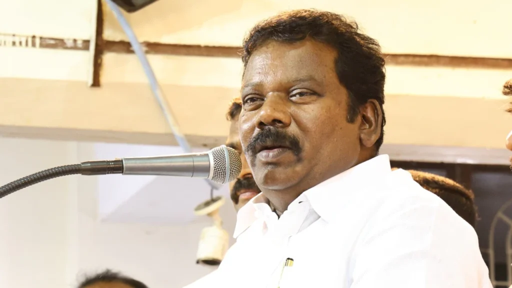 தமிழ்நாட்டின் வரலாற்றிலேயே மோசமான ஆளுநர் – வீரமணி விமர்சனம்