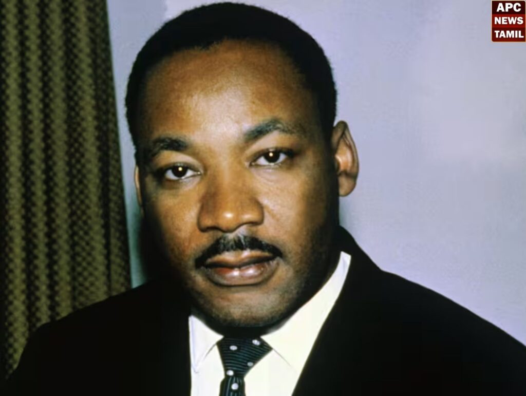 தடைக்கற்களே வெற்றிக்கான படிக்கட்டுகள் - தடைக்கற்களை அவற்றுக்கு எதிராகப் பயன்படுத்துங்கள் - ரயன் ஹாலிடே