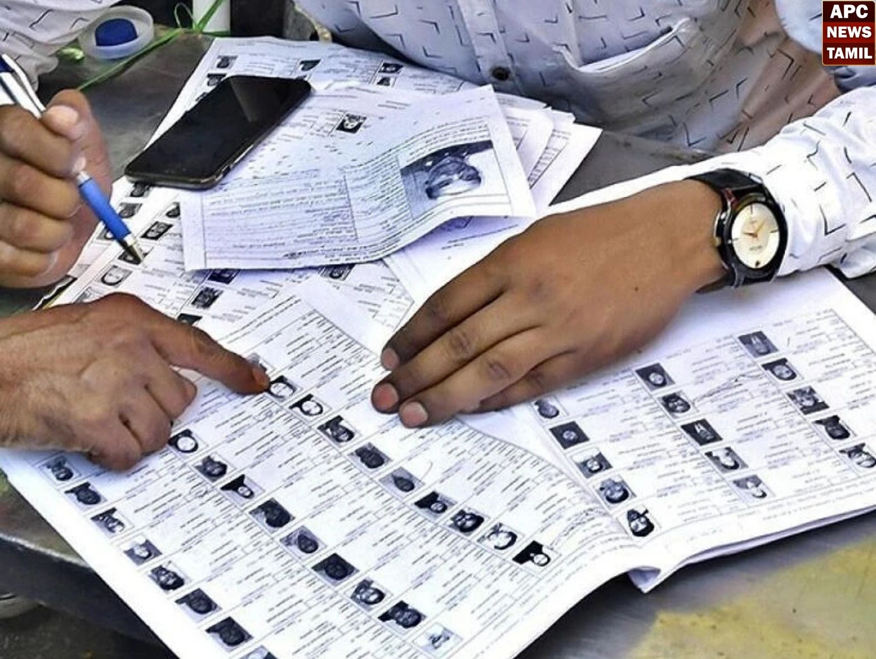 வாக்காளர் பட்டியலில் பெயர் சேர்க்க கால அவகாசம் நாளையுடன்  நிறைவு…