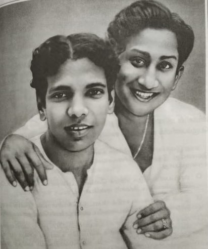 காலத்தின் நிறம் கருப்பு சிவப்பு - அண்ணாவும் கலைஞரும் முன்னெடுத்த அரசியல் ஆற்றுப்படை மடல்கள்!