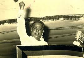 காலத்தின் நிறம் கருப்பு சிவப்பு - பொதுவுடைமை குறித்த அறிஞர் அண்ணாவின் புரிதல்கள்!