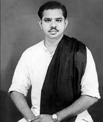 காலத்தின் நிறம் கருப்பு சிவப்பு - ஆதிக்கத்திற்கு எதிரான இதழியல் போர்!