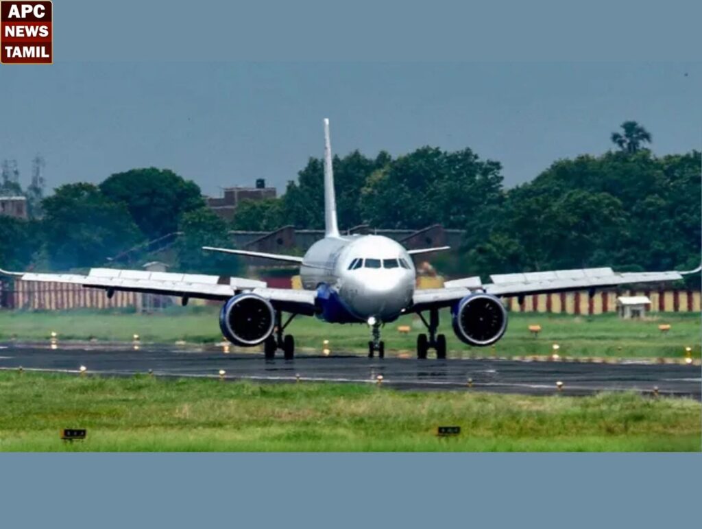பல மடங்கு உயர்ந்த விமான கட்டணம்… பயணிகள் பெரும் அதிர்ச்சி…