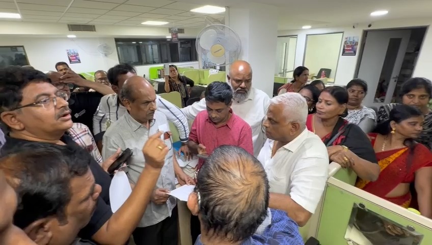 2500 கோடி ரூபாய் மோசடி…எங்கள் சொத்து மதிப்பு ஜூரோ…புலம்பும் குடியிருப்பு வாசிகள்…