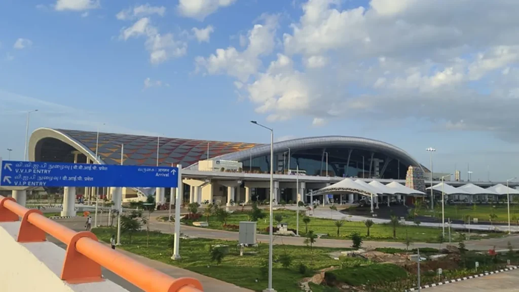 பொதுத்துறை சொத்துக்களை தனியாரிடம் தாரைவார்க்கும் ஒன்றிய அரசு...   