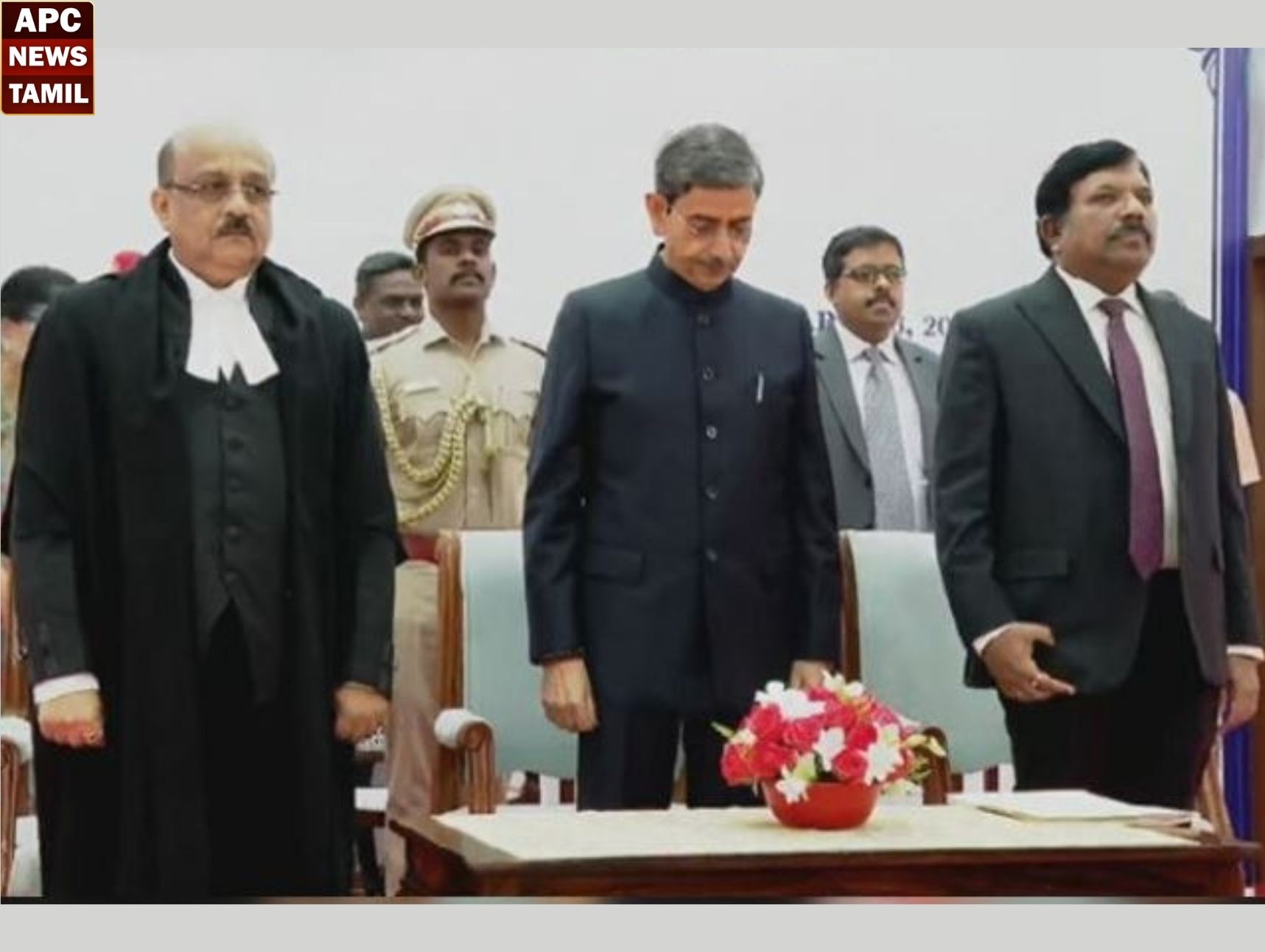 சென்னை உயர்நீதிமன்றத்தின் புதிய தலைமை நீதிபதி சுஷ்ருத் அரவிந்த் தர்மாதிகாரிக்கு ஆளுநர் பதவிப் பிரமாணம்…