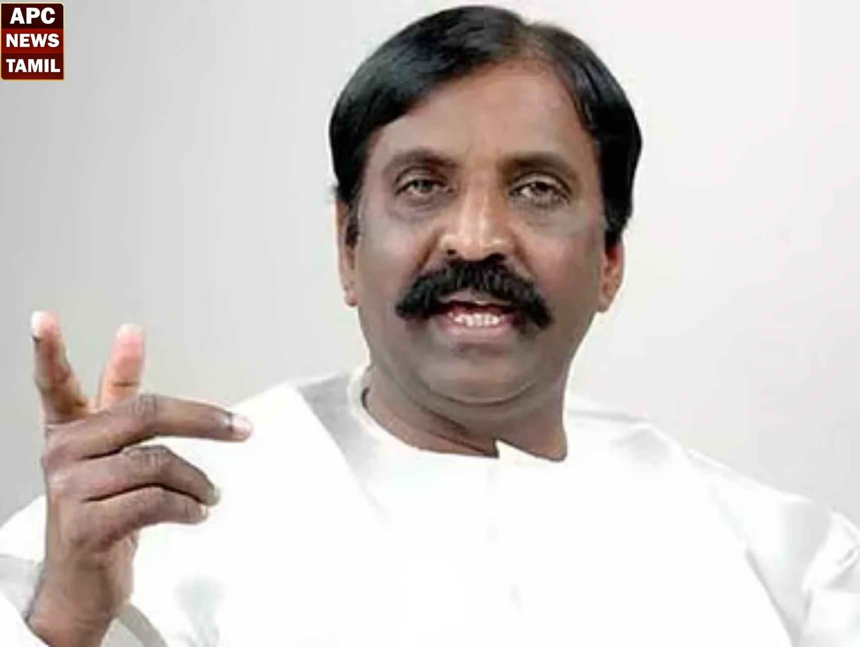 ஆயிரத்தொரு பாடல்கள் நூலின் 1200 பக்கங்களில் அடக்கம் – கவிஞா் வைரமுத்து