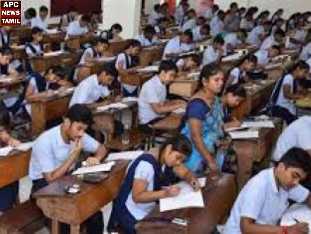 12ம் வகுப்பு தேர்வில் மாணவர்கள் பிட் அடித்ததை கண்காணிக்க தவறி ஆசிரியர்கள் மீது நடவடிக்கை…