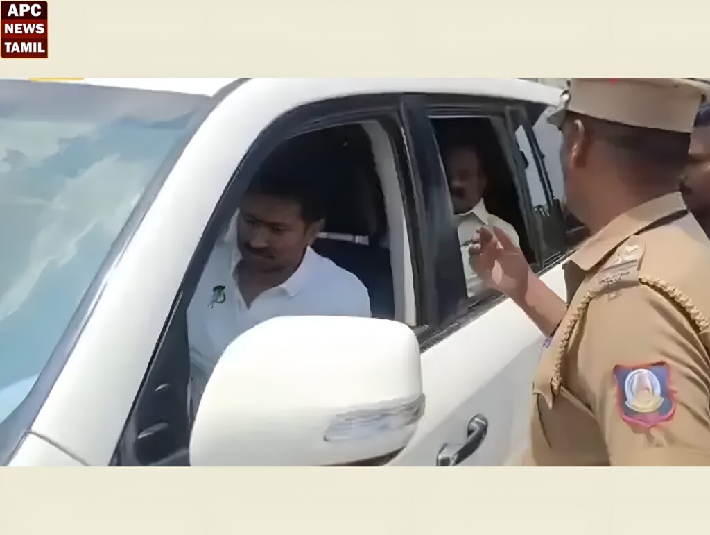 துணை முதல்வர் காரை தடுத்து நிறுத்தி பறக்கும் படையினர் அதிரடி சோதனை!!