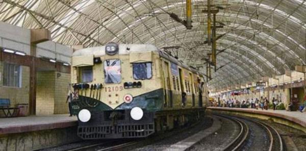 பரங்கிமலை – வேளச்சேரி பறக்கும் ரயில் சேவை தாமதமாகிறது…