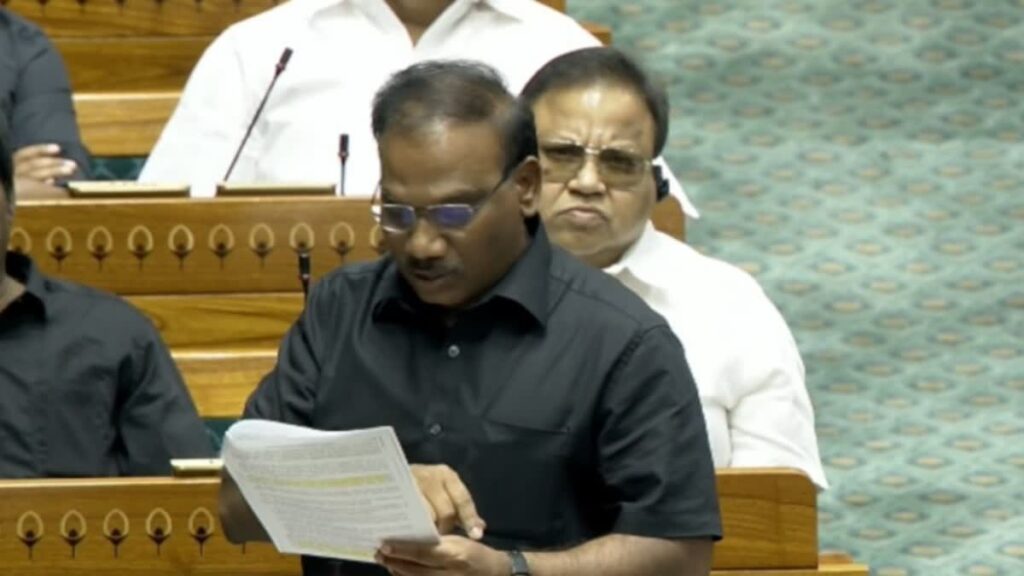 பிரதமர் மற்றும் உள்துறை அமைச்சர் நாடாளுமன்றத்தை தவறாக வழிநடத்துகிறார்கள் – ஆ.ராசா குற்றச்சாட்டு