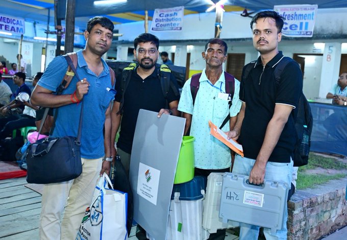 மேற்கு வங்கம் - 142 தொகுதிகளில் இரண்டாம் கட்ட தேர்தல் பணி தீவிரம்… 