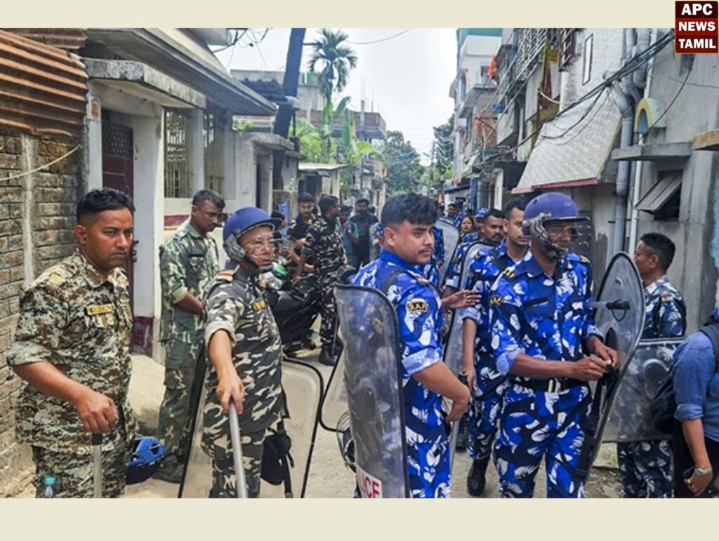 மேற்கு வங்கம்: வாக்கு எண்ணிக்கை முடிந்த பின்பும் 50,000 மத்திய படையினர் பணியை தொடர வேண்டும்  - தேர்தல் ஆணையம்