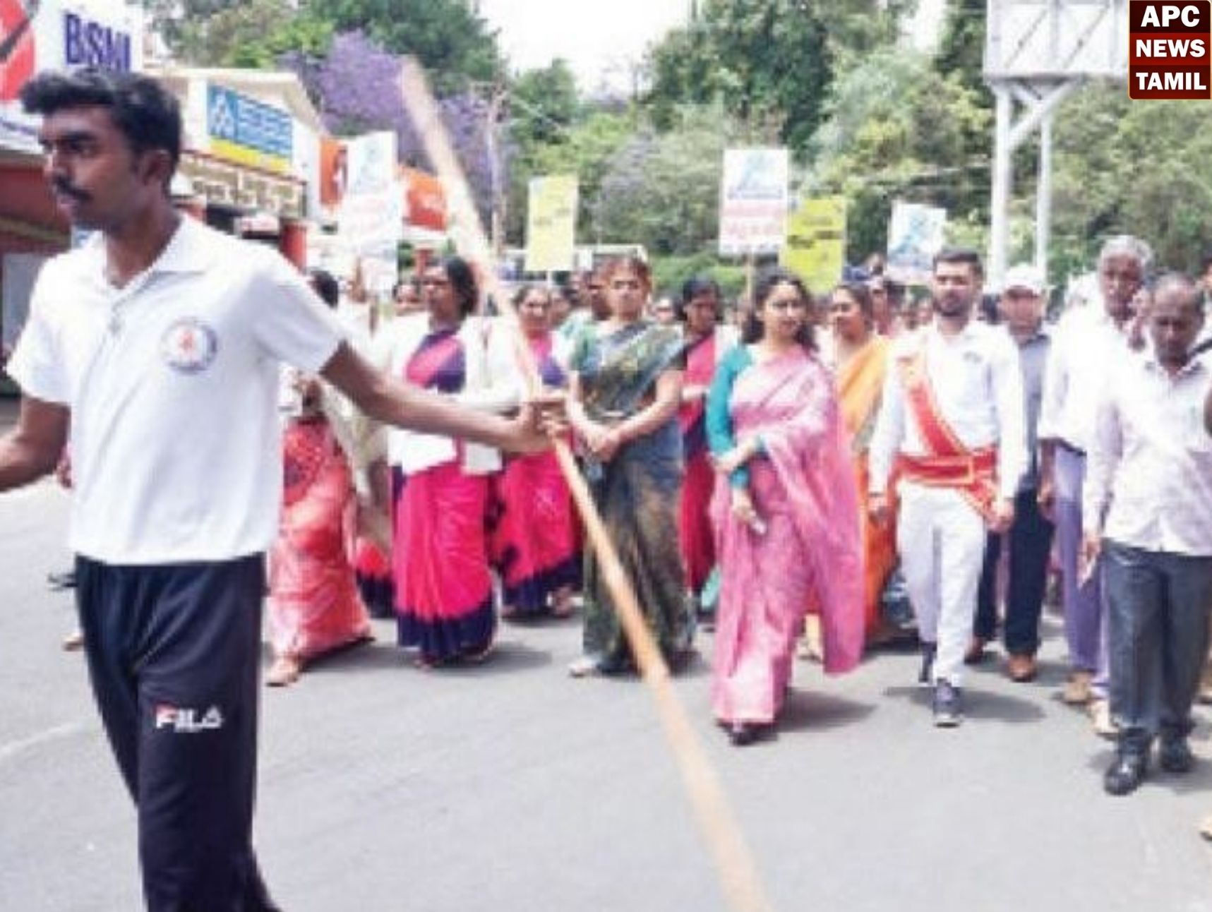 குன்னூர் : ‘உங்கள் வாக்கு, உங்கள் உரிமை’ விழிப்புணர்வு பேரணி துவக்கம்