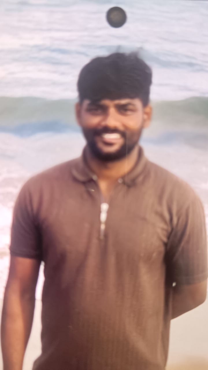 மதுரவாயல் அருகே விபத்து - மோட்டார் சைக்கிள் மீது டேங்கர் லாரி மோதி கார்பெண்டர் பலி