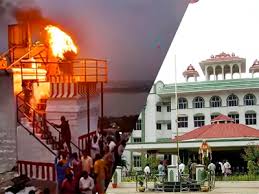 நீதிமன்றத்தை அரசியல் மேடையாக பயன்படுத்தக் கூடாது – நீதிபதிகள் எச்சரிக்கை…