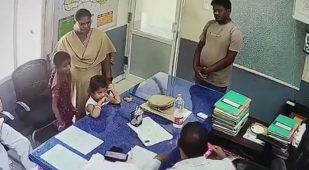 இப்படியுமா இருப்பார்கள் - குழந்தைகளை காவல் நிலையத்தில் விட்டுசென்ற பெற்றோர்…