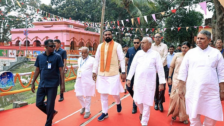 பீகாரின் புதிய முதல்வர் - பாஜக சட்டமன்றக் கட்சித் தலைவராக சம்ராட் சவுத்ரி தேர்வு