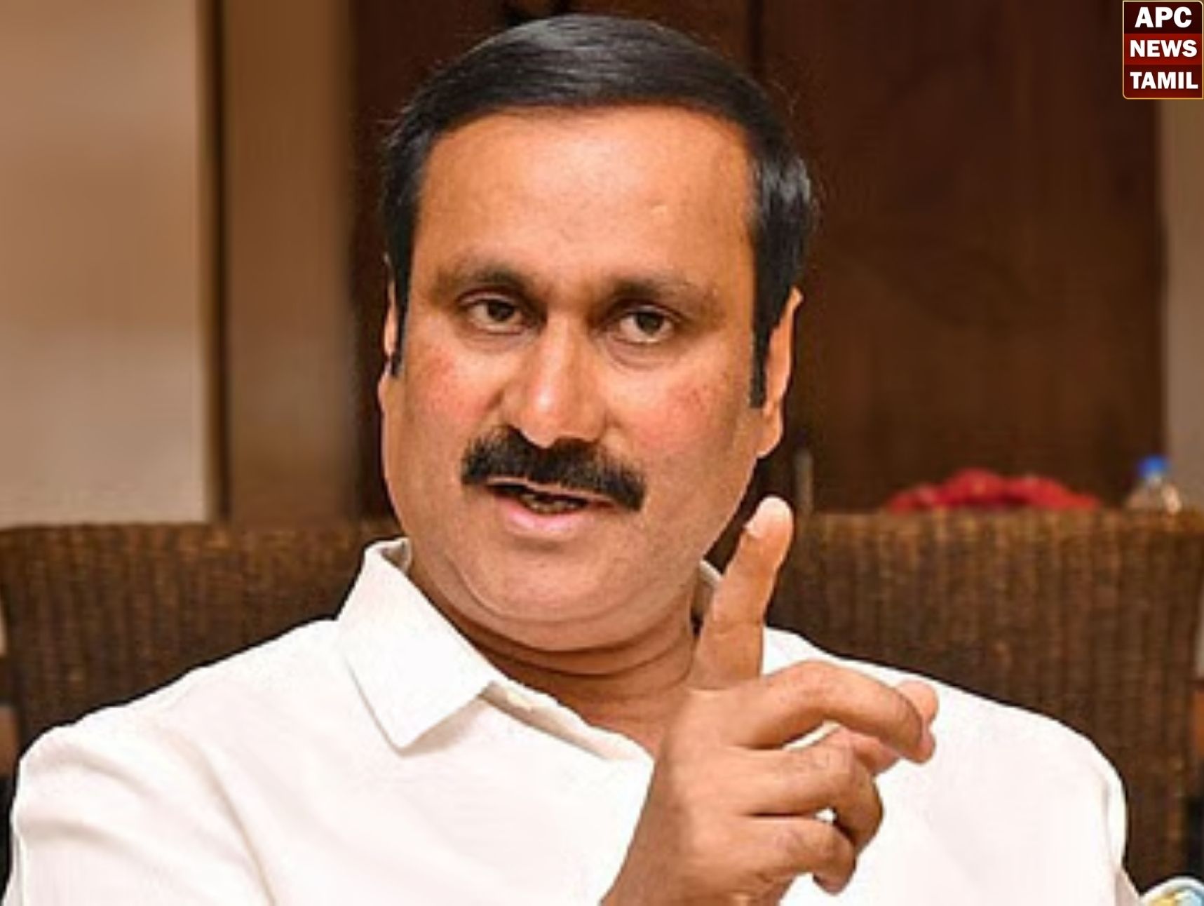 பெட்ரோல், டீசல் விலை உயர்வை எண்ணெய் நிறுவனங்கள் உடனே திரும்பப் பெற வேண்டும் – அன்புமணி வலியுறுத்தல்