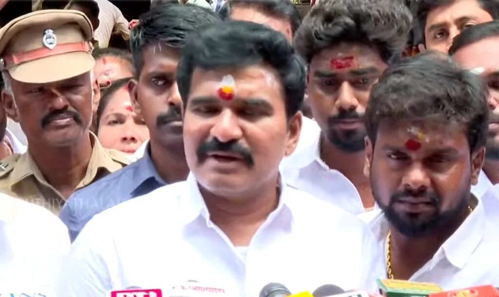 அமைச்சர் நிர்மல்குமாருக்கா விதிமீறலா?…ஒருவாரத்தில் அறநிலையத்துறை அறிக்கை தாக்கல் செய்ய உயர்நீதிமன்றம் உத்தரவு…
