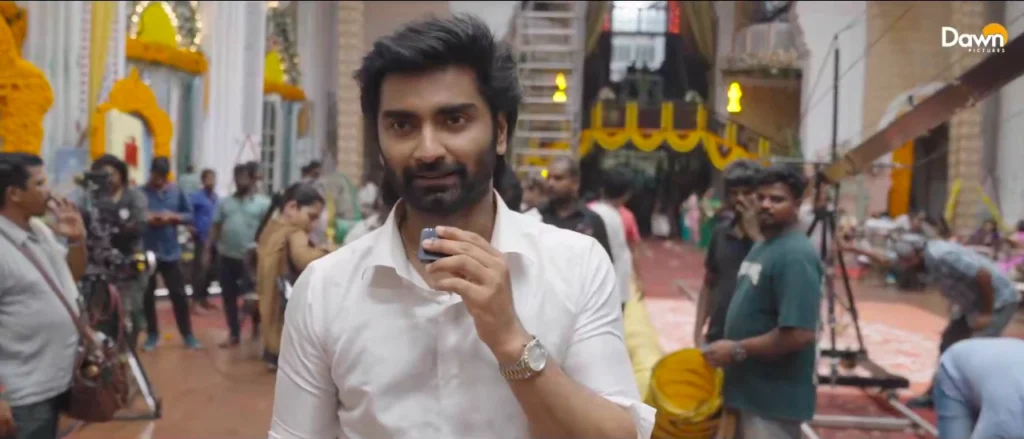 நடிகர் அதர்வாவுக்கு பிறந்தநாள் வாழ்த்து: ‘இதயம் முரளி’ படக்குழு வெளியிட்ட ஸ்பெஷல் போஸ்டர்கள்