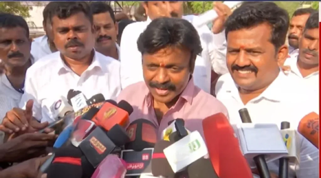 வேலுமணிக்கு மேலும் ஒரு அதிர்ச்சி.. அம்பாசமுத்திரம் MLA இசக்கி சுப்பையா ராஜினாமா!