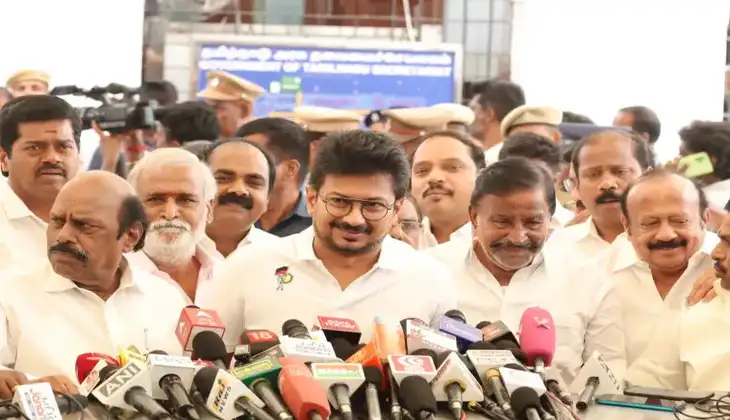 “30 நிமிட உரையில் 10 ரீல்ஸ் எடுக்கலாம்” – முதல்வர் விஜயை விமர்சித்த உதயநிதி ஸ்டாலின்