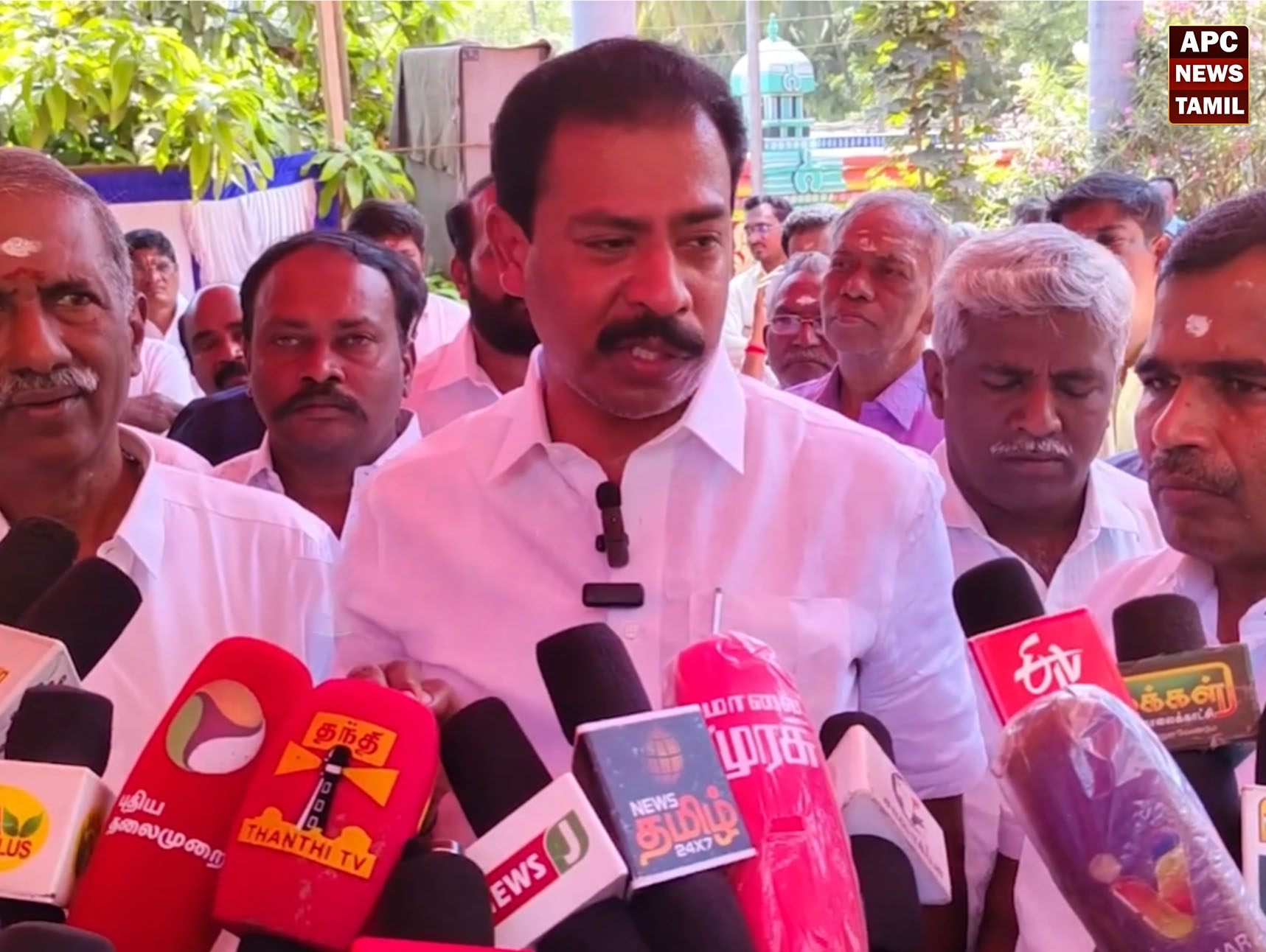 இடிந்து விழும் நிலையில் அங்கன்வாடி: புதிய கட்டிடம் கட்டப்படும் என திமுக எம்.எல்.ஏ. செந்தில்குமார் உறுதி