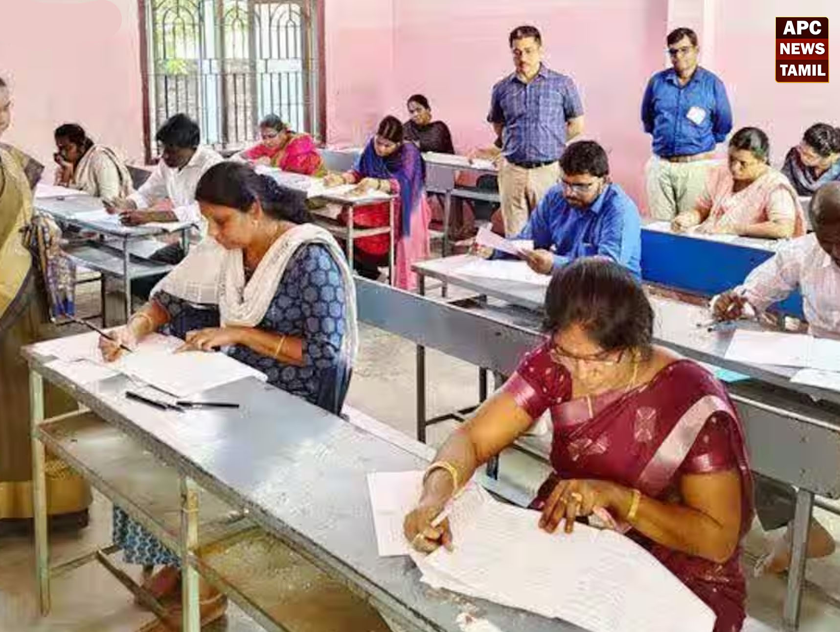 உதவி பேராசிரியர்