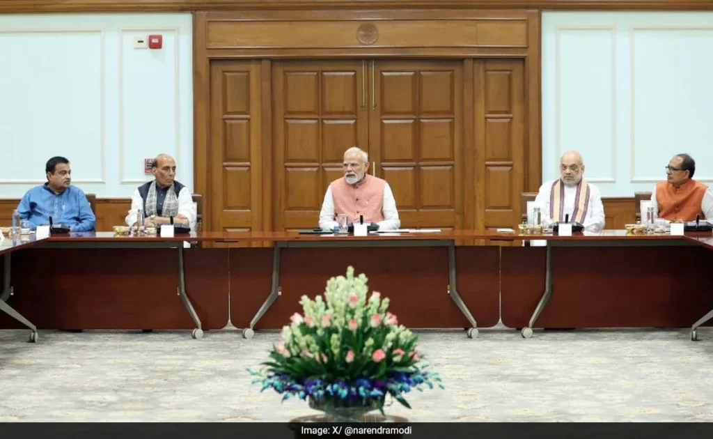 தொழில் எளிமைப்படுத்தல்: மத்திய செயலாளர்களுடன் பிரதமர் மோடி இன்று உயர்மட்ட ஆலோசனை!