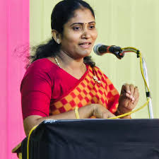 
பள்ளி மாணவர்களின் அடையாள அட்டையில் சாதியா? தமிழக அரசுக்கு  திமுக மாணவரணி கடும் கண்டனம்!
