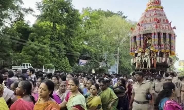 "கோயில் திருவிழாக்களில் சாதிய பாகுபாடு காட்டக் கூடாது": உயர் நீதிமன்ற மதுரை கிளை அதிரடி உத்தரவு!