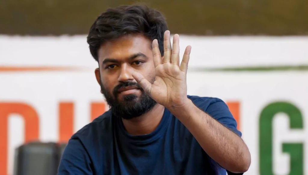 "எனக்கு டைபாய்டு உறுதி செய்யப்பட்டுள்ளது" - காக்ரோச் ஜனதா கட்சி நிறுவனர் அபிஜீத் திப்கே பதிவு!