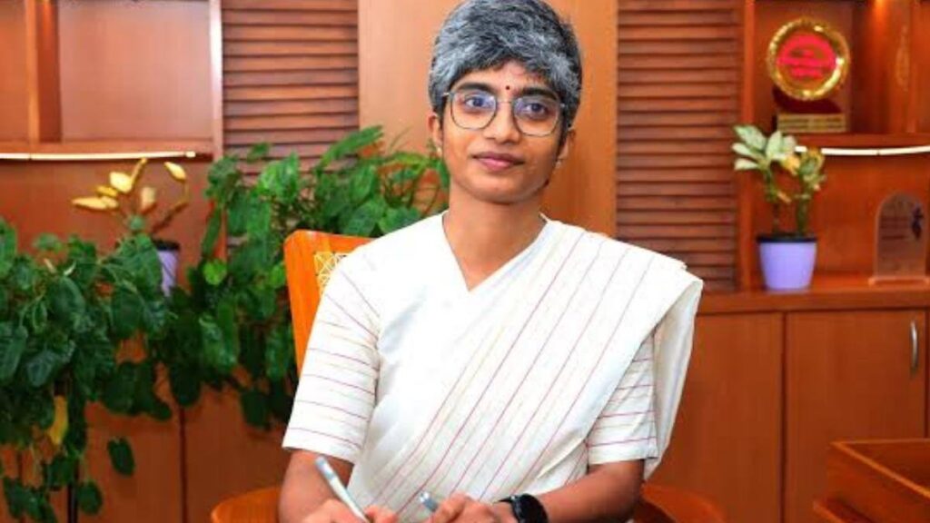காஞ்சிபுரம்: நிதி முறைகேடு புகாரில் 2 ஊராட்சி தலைவர்கள், 2 துணைத் தலைவர்கள் பதவி நீக்கம்! – மாவட்ட ஆட்சியர் சினேகா அதிரடி நடவடிக்கை