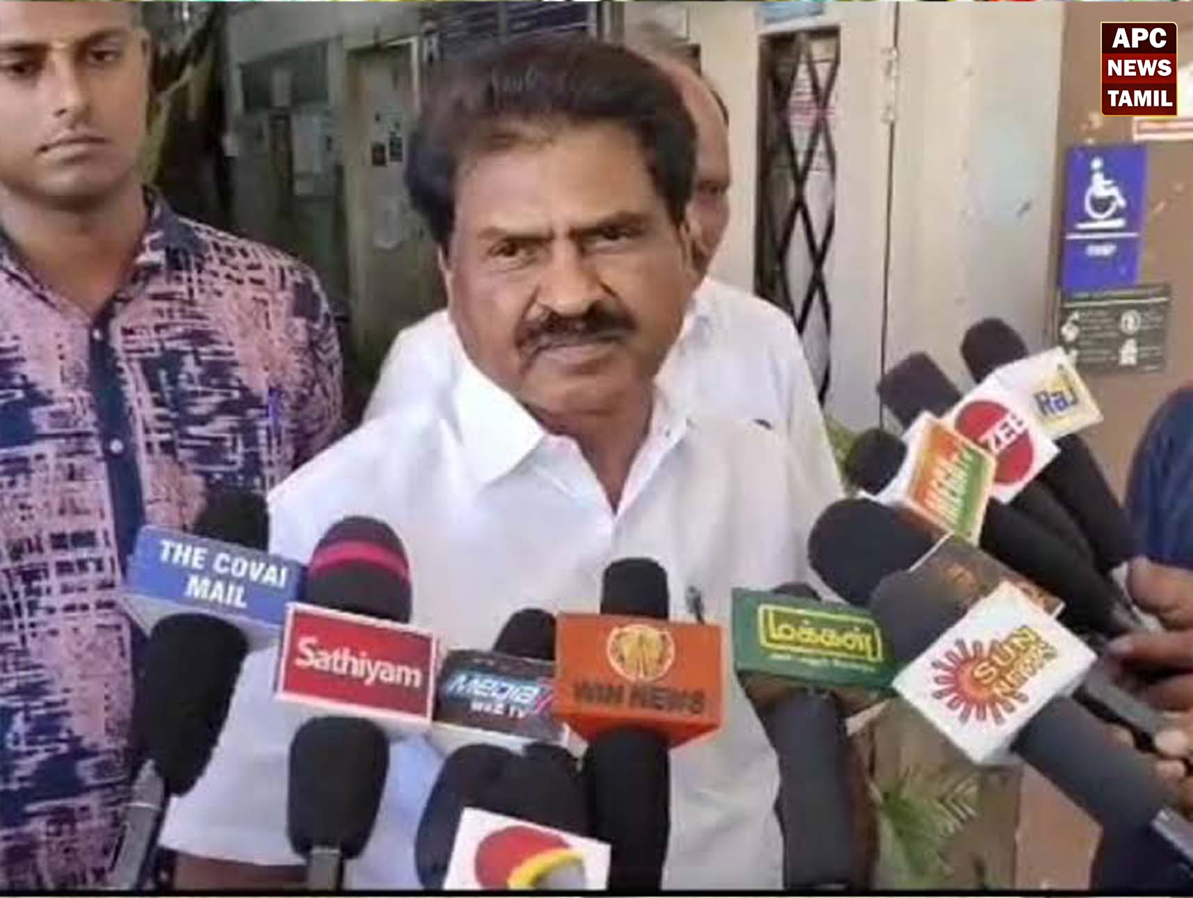 விவசாயிகளுக்காக உயிர்த்தியாகம் செய்தவர்களின் வாரிசுகளுக்கு அரசு வேலை வழங்க வேண்டும் – ஈ.ஆர். ஈஸ்வரன் கோரிக்கை!