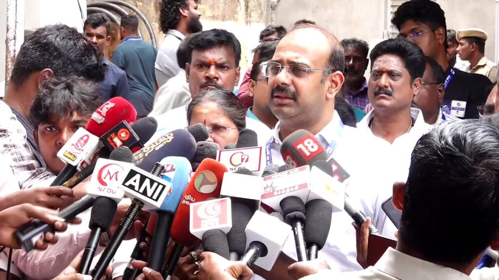 கொளத்தூர் தொகுதி வாக்குப்பதிவு இயந்திரங்கள் பரிசோதனை தீவிரம்: 5 நாட்கள் வரை தொடரும் என மாவட்ட தேர்தல் அதிகாரி சமீரன் தகவல்!
