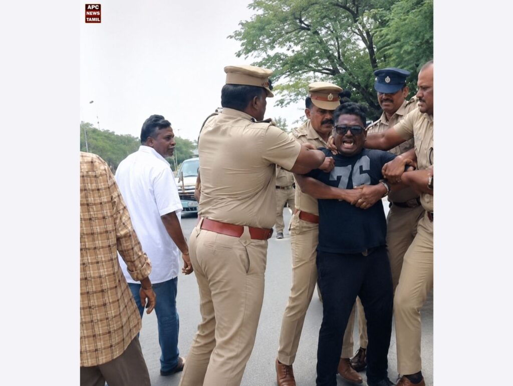 “நீட் தேர்வைத் தடை செய்ய வேண்டும்”: சட்டப்பேரவைக்கு வெளியே போராடிய ராப் பாடகர் ‘தெருக்குரல்’ அறிவு குண்டுக்கட்டாகக் கைது!