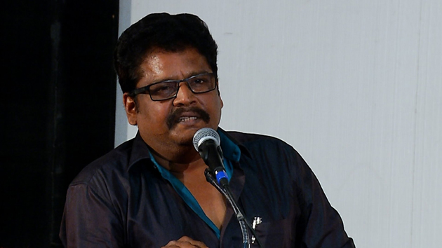 தென்னிந்திய திரைப்பட எழுத்தாளர் சங்க தேர்தல்: வடபழனியில் விறுவிறுப்பான வாக்குப்பதிவு; இரு அணிகளிடையே திடீர் வாக்குவாதம்!