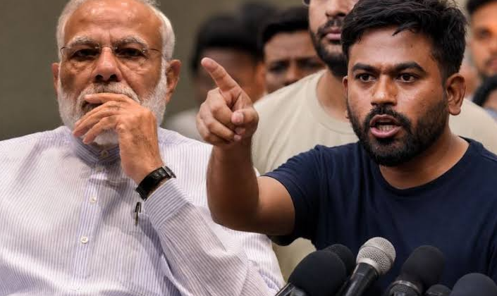 “உங்கள் ராஜினாமாவையும் கேட்போம்”: பிரதமர் மோடிக்கு சி.ஜே.பி தலைவர் அபிஜீத் தீப்கே நேரடி எச்சரிக்கை!