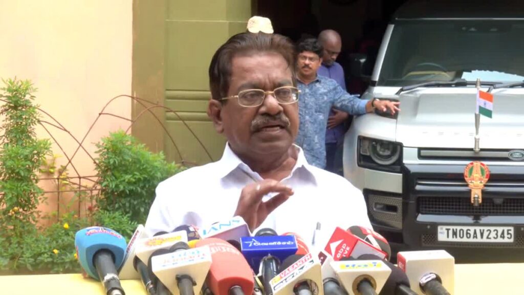 த.வெ.க சமூக மாற்றத்திற்கான ஆட்சி அல்ல; வெறும் பெயர் மாற்றத்திற்கான ஆட்சி!" – வெளுத்து வாங்கிய டி.கே.எஸ்.இளங்கோவன்!