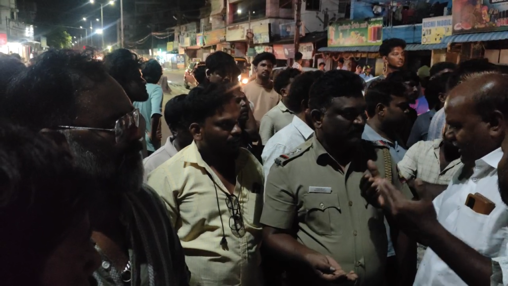 சாலை மறியல்