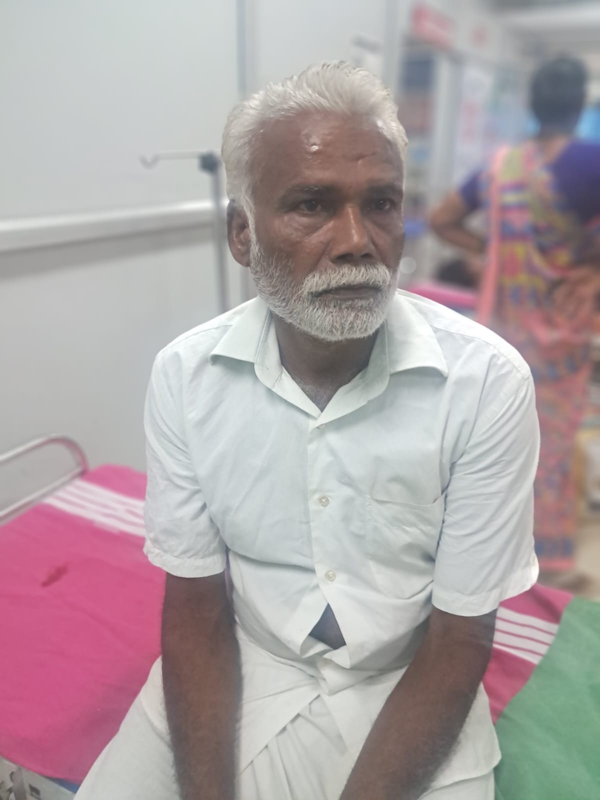 சொத்துத் தகராறில் தந்தையை மண்வெட்டியால் வெட்டிக் கொன்ற மகனுக்கு ஆயுள் தண்டனை: சேலம் நீதிமன்றம் பரபரப்பு தீர்ப்பு!